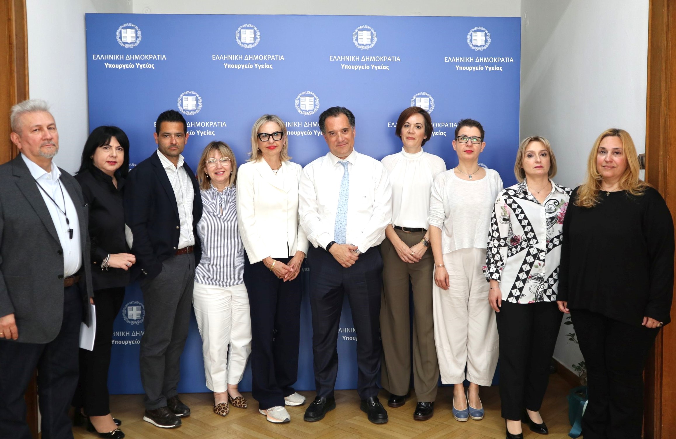 Συνάντηση Α. Γεωργιάδη με εκπροσώπους ενώσεων Διαγνωστικών Εργαστηρίων